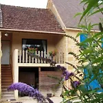 Ferme De La Riviere בית הארחה